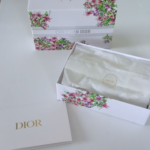 Dior Keepsake Gift Box 2024 Floral with Tissue Paper Envelope NEW - Picture 2 of 9